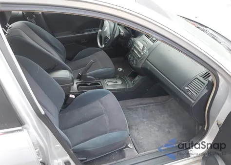 2002 Nissan Altima 2.5 S from USA, damaged, VIN 1N4AL11D42C261450